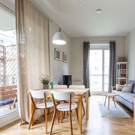 Bright And Cozy Apartment Near Park, With A Huge Terrace. Varsovie Extérieur photo