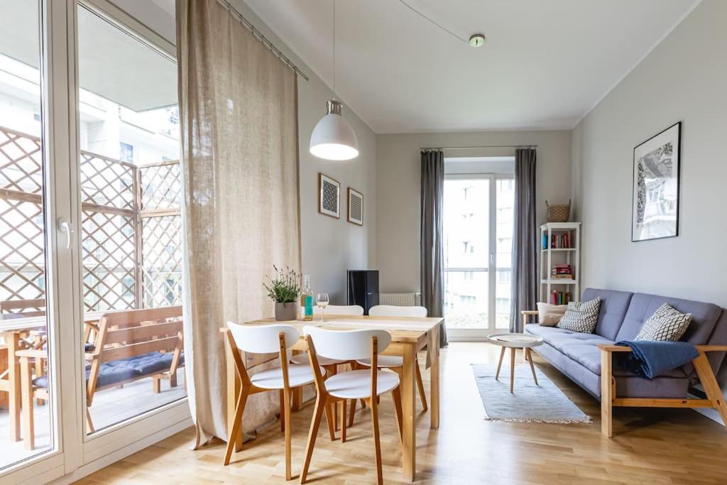 Bright And Cozy Apartment Near Park, With A Huge Terrace. Varsovie Extérieur photo